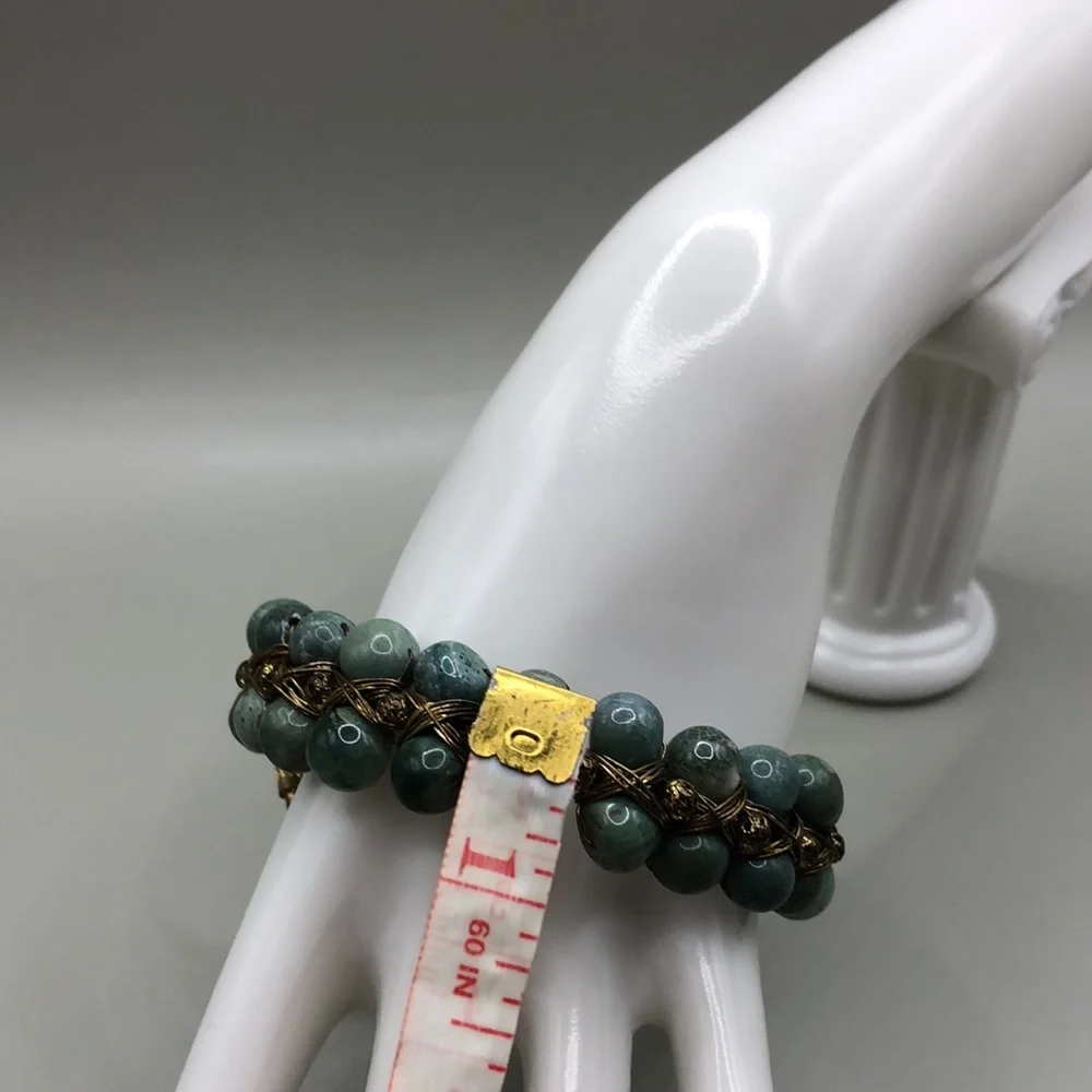 Artisan handcrafted green stone gemstone wire braid toggle clasp bracelet UNISEX
